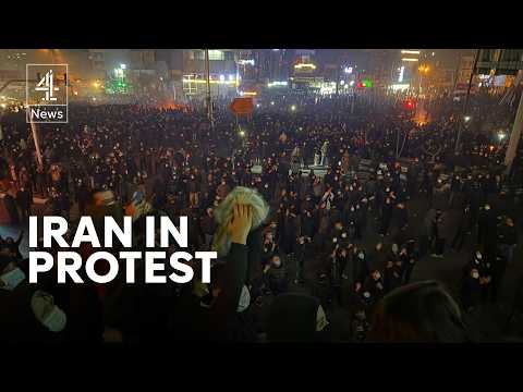 Iran protests: regime crackdown as US considers military response