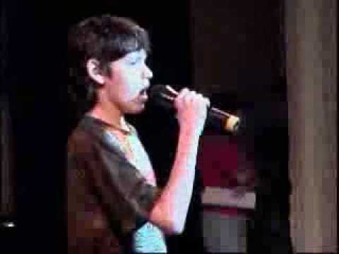 Vladislav Lvogin-Small Violinist 'Novie Formi'