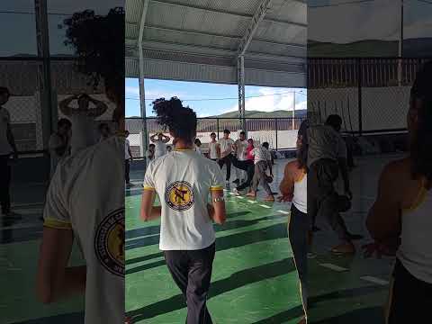 Oficial do contramestre Carlos de Itagi-Bahia no evento do contramestre Carlos de Jequie-Ba