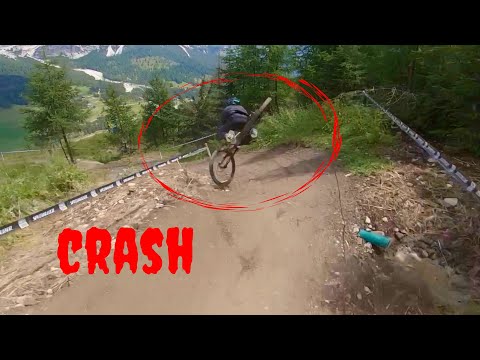 St Kassian IXS Cup/ heftiger Sturz - Florian Peters