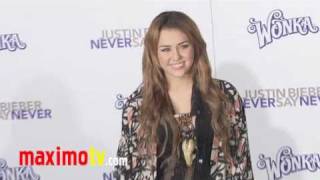 Maximo TV - Never Say Never Premiere #1 - Tapis Violet - 08/02/11