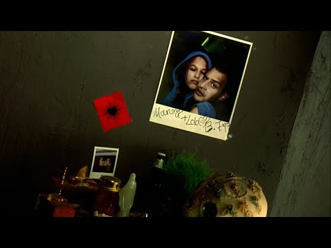 015B ft youra - my hair is green