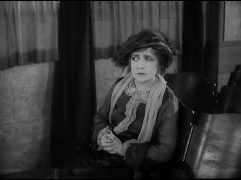 Buster Keaton - College (Laurel & Hardy)