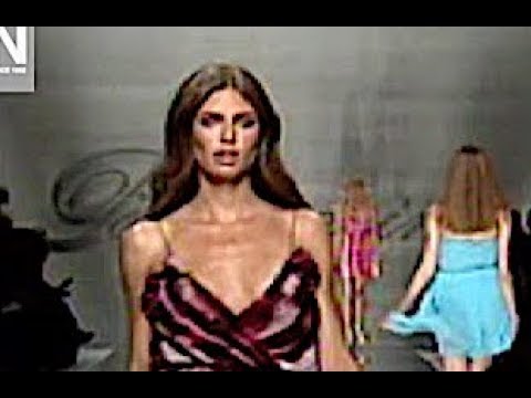 BLUMARINE Spring Summer 2010 Milan - Fashion Channel