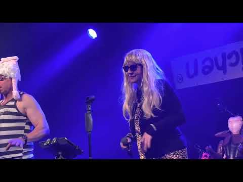 Die Hinichen - 'Fickts mi' (live; Wien; 22. Apr. 2022; Wolfgang Ambros-Cover)