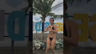 Jennifer tiktok short be like...