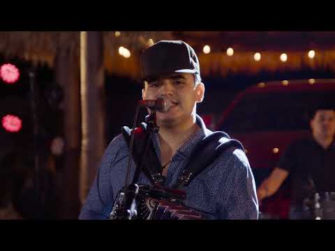 Edgardo Nuñez - De Negra a Negra (Music Video)