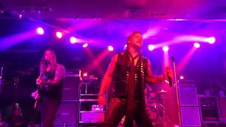 FOZZY - Do You Wanna Start a War/Lights Go Out  (Live on 9/27/2017 in Fort Wayne, Indiana)