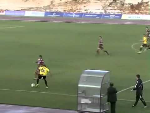 Ishmael Yartey scores as his team Fatima hold Beira Mar 1-1