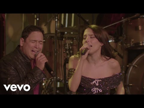 Bobby Pulido, Majo Aguilar - A Tu Lado (En Vivo)