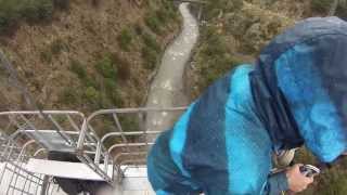 preview picture of video 'GoPro, Bungee jumping, río Colorado'