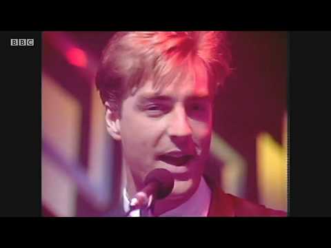 Living In A Box  -  Living In A Box  - TOTP  -1987