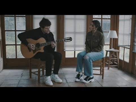 Alec Benjamin - Let Me Down Slowly (feat. Alessia Cara) [Acoustic Video]