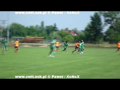 www.swit.nsk.pl - Świt Nowy Dwór Maz. - Mazur Karczew 3-2 (1-2) - fragmenty I połowy