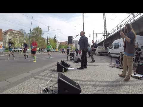 Motorcycle Mama - Prague Marathon 2017 in 30 minutes  - Street Rock Band View