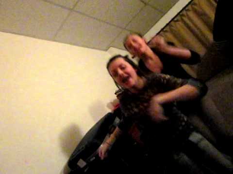 yo soy pelota de pinpon. SARA Y CAROL!