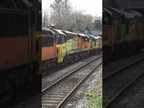 Convoy ALLOWED TO pass Singal at DANGER! ‼️ #trains #railway #reels #danger #loco #signals #tones