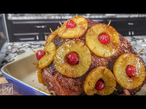 How to Make Classic Pineapple and Honey Glazed Ham at Home