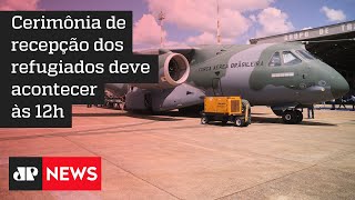 Avião da FAB com brasileiros retorna ao país