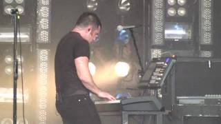 (HD) Nine Inch Nails - Metal (Live in Charlotte)