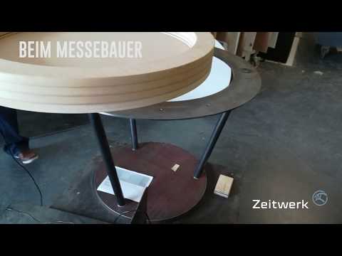 Zeitwerk Mitten im Fluss: Ein Lupe erwacht zum Leben!