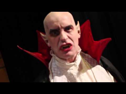 The Discriminating Gamer PSA #4: A Message from Dracula