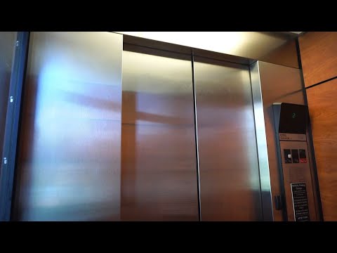 Scenic OTIS Series 1 traction elevators @ McNulty Parking Garage, Saint Petersburg, Florida