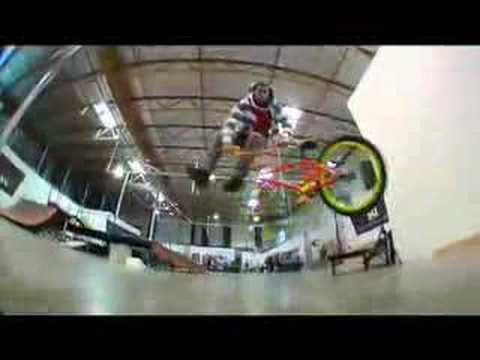 Aaron Ross: How to do bunnyhop tailwhip