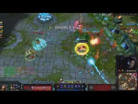 Flashing into the enemy's base as an ADC by Yuuki60