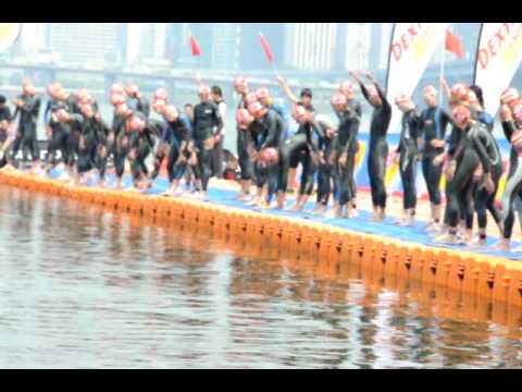 Dextro Energy Triathlon ITU World Championship Series. SEOUL 2010. Elite Men Swim Start Scene