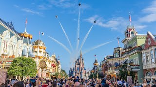 U.S.Air Force Thunderbirds flyover Magic Kingdom