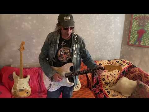 Vargas Blues Band - Guitarras Amigas (Official Video)