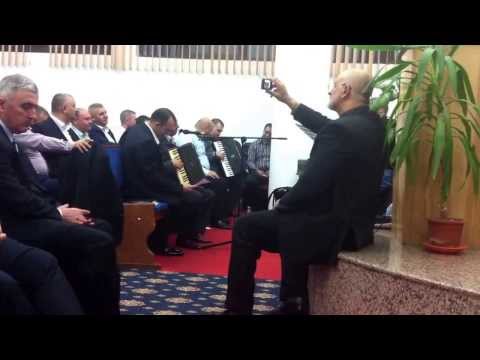 (3) Costel Hantu in Biserica Izvorul Mantuirii