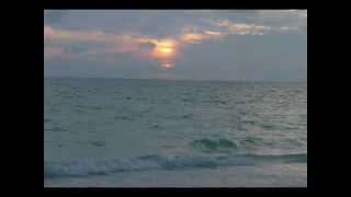 preview picture of video 'Sunset at South Lido Beach, Sarasota, Florida, March 22-24, 2015'