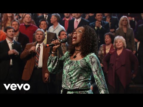 Gaither - His Eye Is On the Sparrow [Live] ft. Lynda Randle