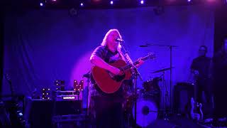 Emily Saliers SHE&#39;S SAVING ME Le Possion Rouge NYC 10/13/17