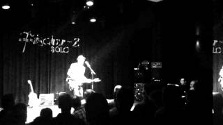 - Fischer-Z Solo - Battalions of Strangers live at Hedon, Zwole