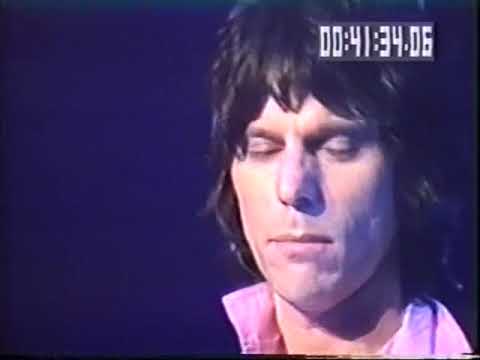 Jeff Beck's Performance @ Madison Square Garden (12-8-83)