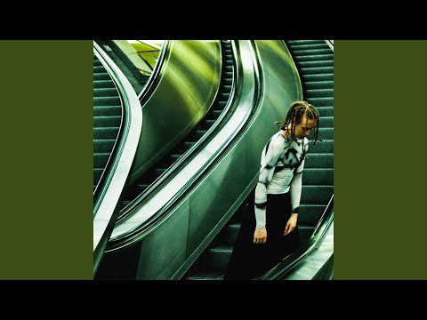 Strobo (feat. Stickxr)