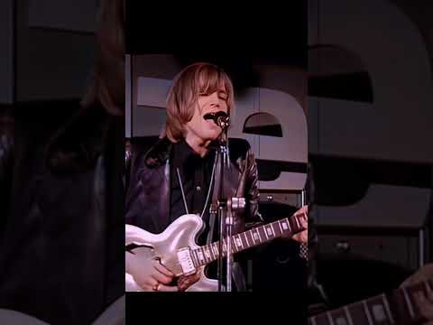 How long can Justin Hayward hold a note?