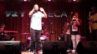 Bilal feat.The Cypher &quot;Reminisce&quot; live (NYC)  6.27.09