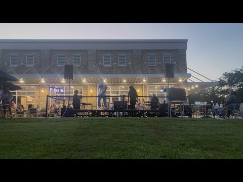 Ty Fresh - Ninety-Five (Live Performance From Lawnchella at USCB) 