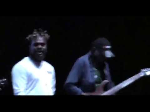 Jayrex & Painim Wok band at the Cosmo 2019