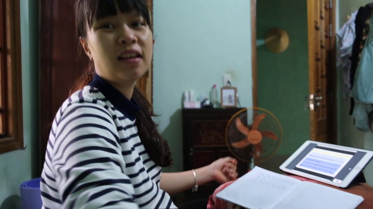 Học bài ở nhà và nói chuyện vui - Tuan Vlog