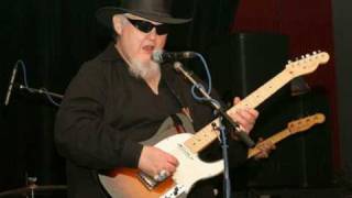 Bryan Lee       "Key To The Highway"