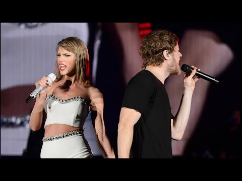 Taylor Swift Covers Imagine Dragons 'Radioactive' In Detroit