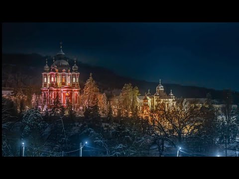 Corul arhieresc al Manastirii Curchi - Din cer senin (colind)