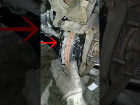 Brake Pad V Spring Clips Install. #car #mechanic #tips #tricks #avalon #@AutoMechanic88