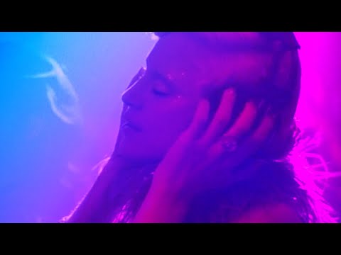Videoclip de Deeper And Deeper (David's Radio Edit) (2022 Remaster) — Madonna
