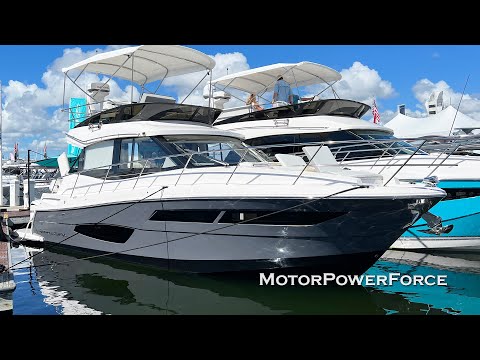 Regal 38 FXO 2023 Boat Tour